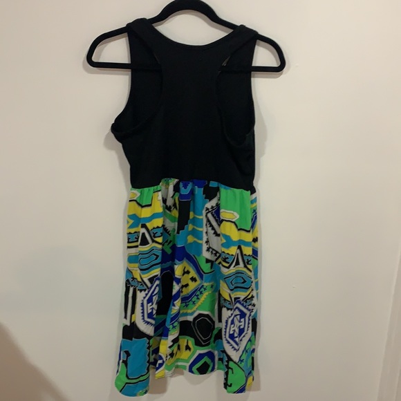 Summer light dress - Picture 2 of 3